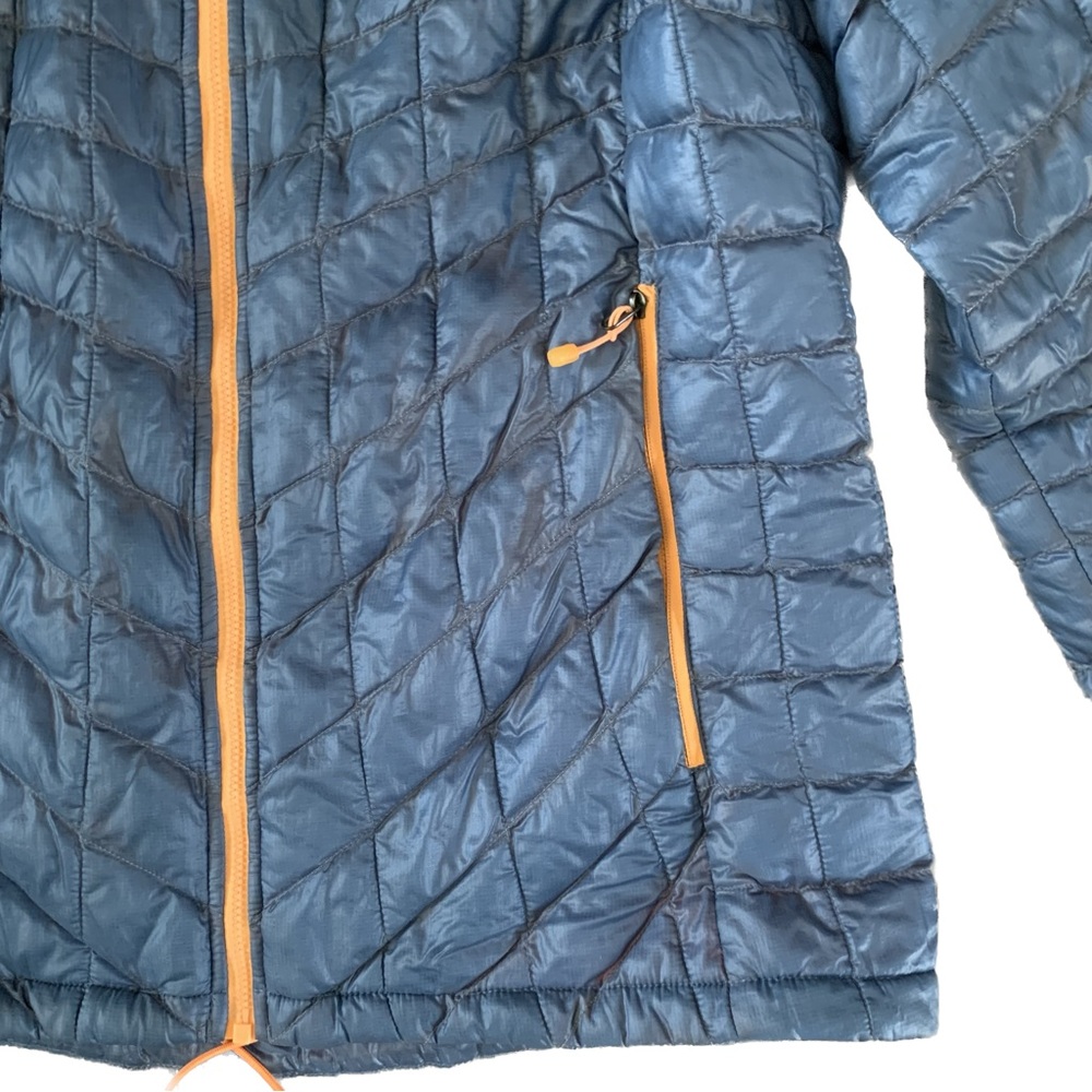 Last call! North Face blue quilted lightweight packable insulated jacket - Picture 2 of 10